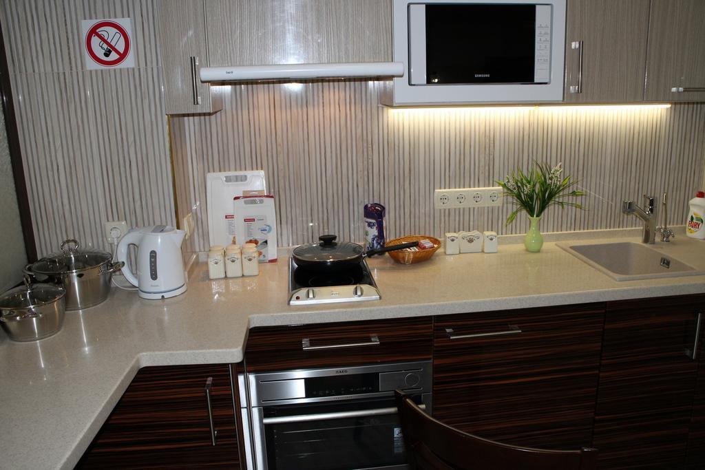 Elite Odessa Apartments Phòng bức ảnh